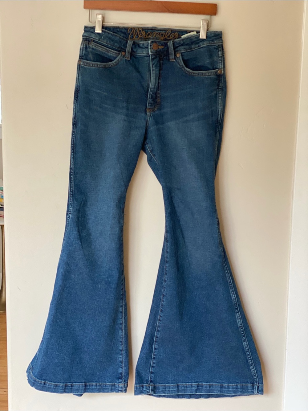 Women’s Wrangler High-Rise Dark Blue Bell-Bottom Jeans - Picture 3 of 6